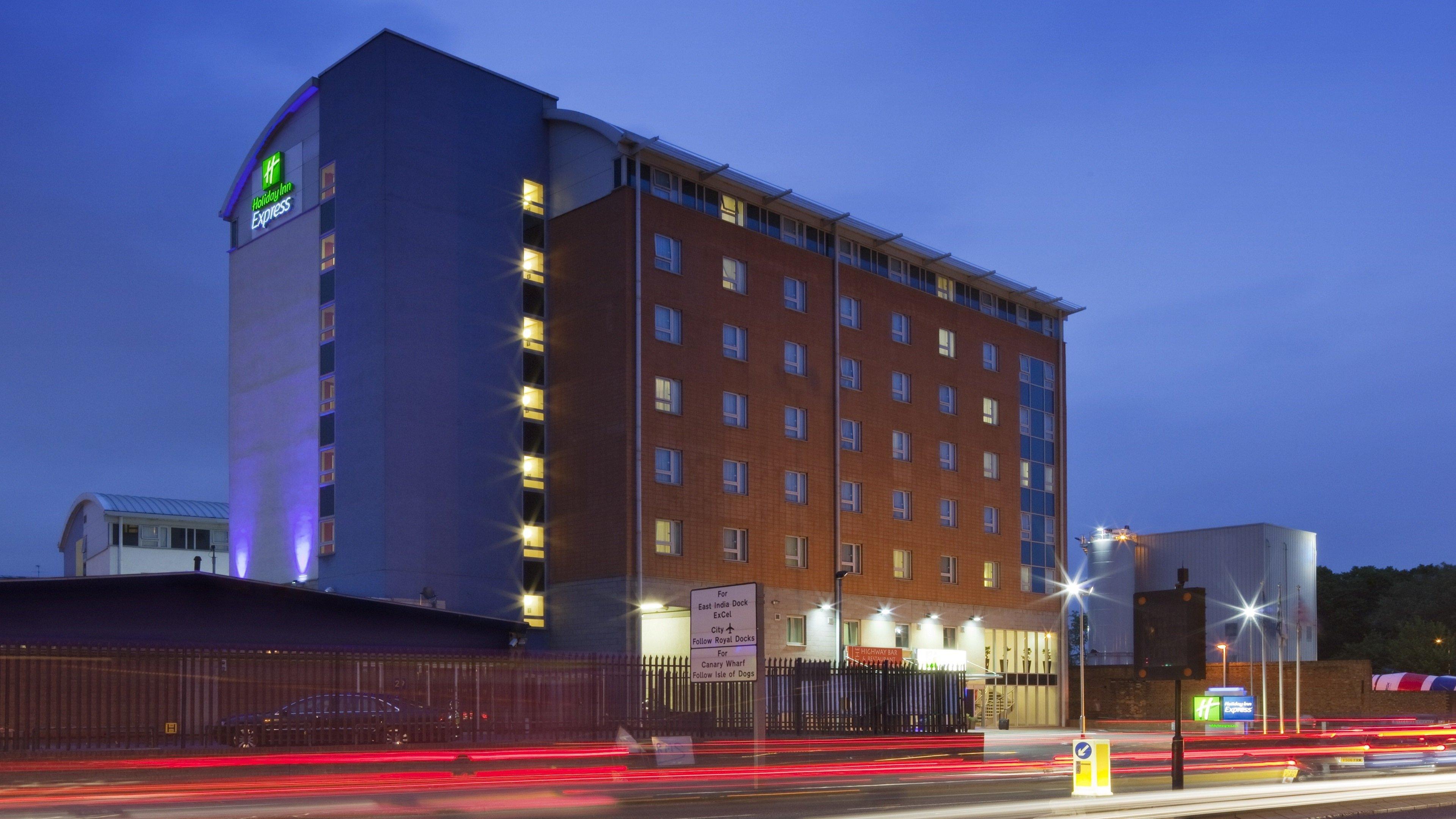 Holiday Inn Express London Limehouse, An Ihg Hotel Exterior photo